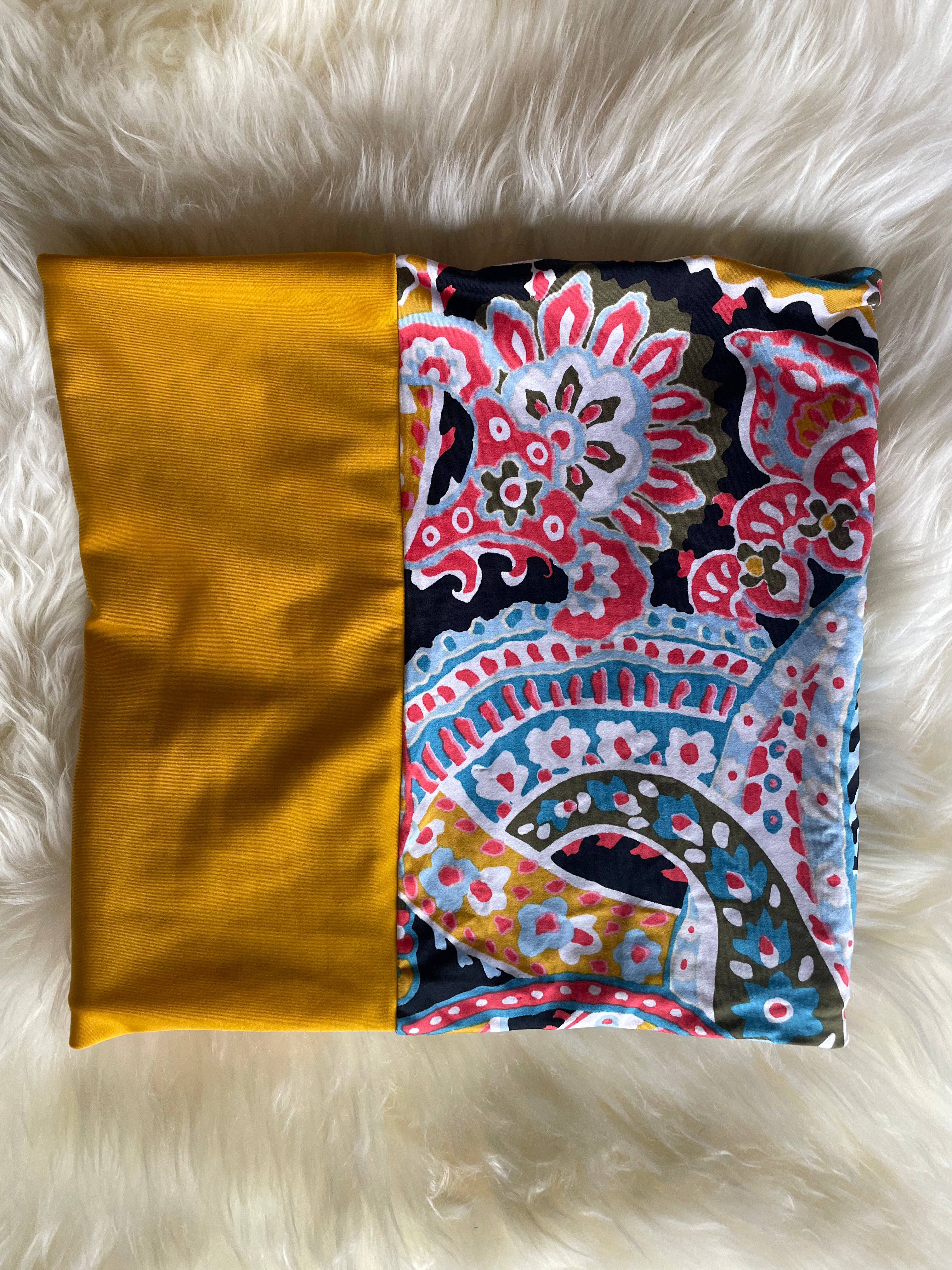 Women's Neckie - Golden Bloom