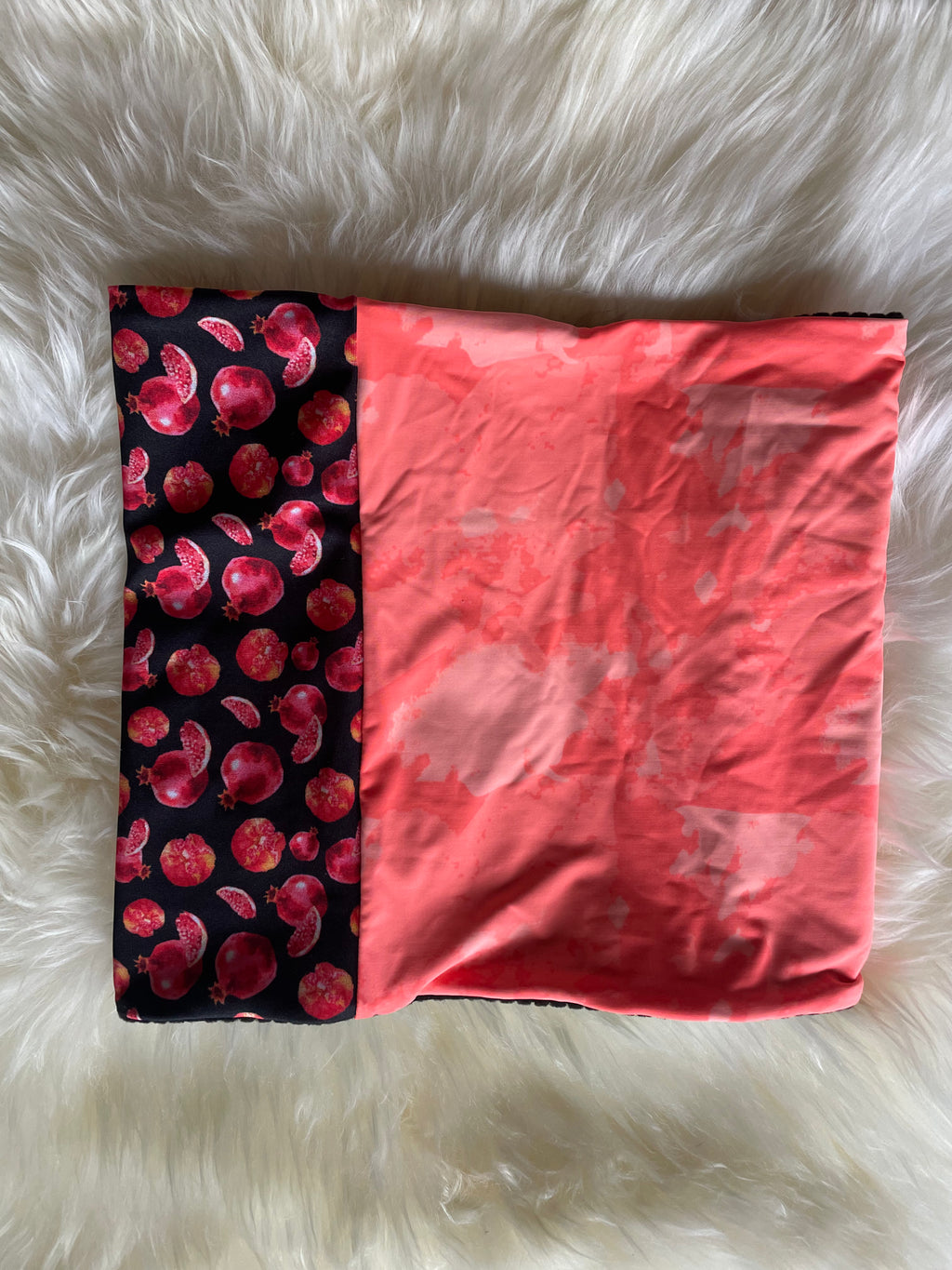 Women's Neckie - Pomegranate Punch