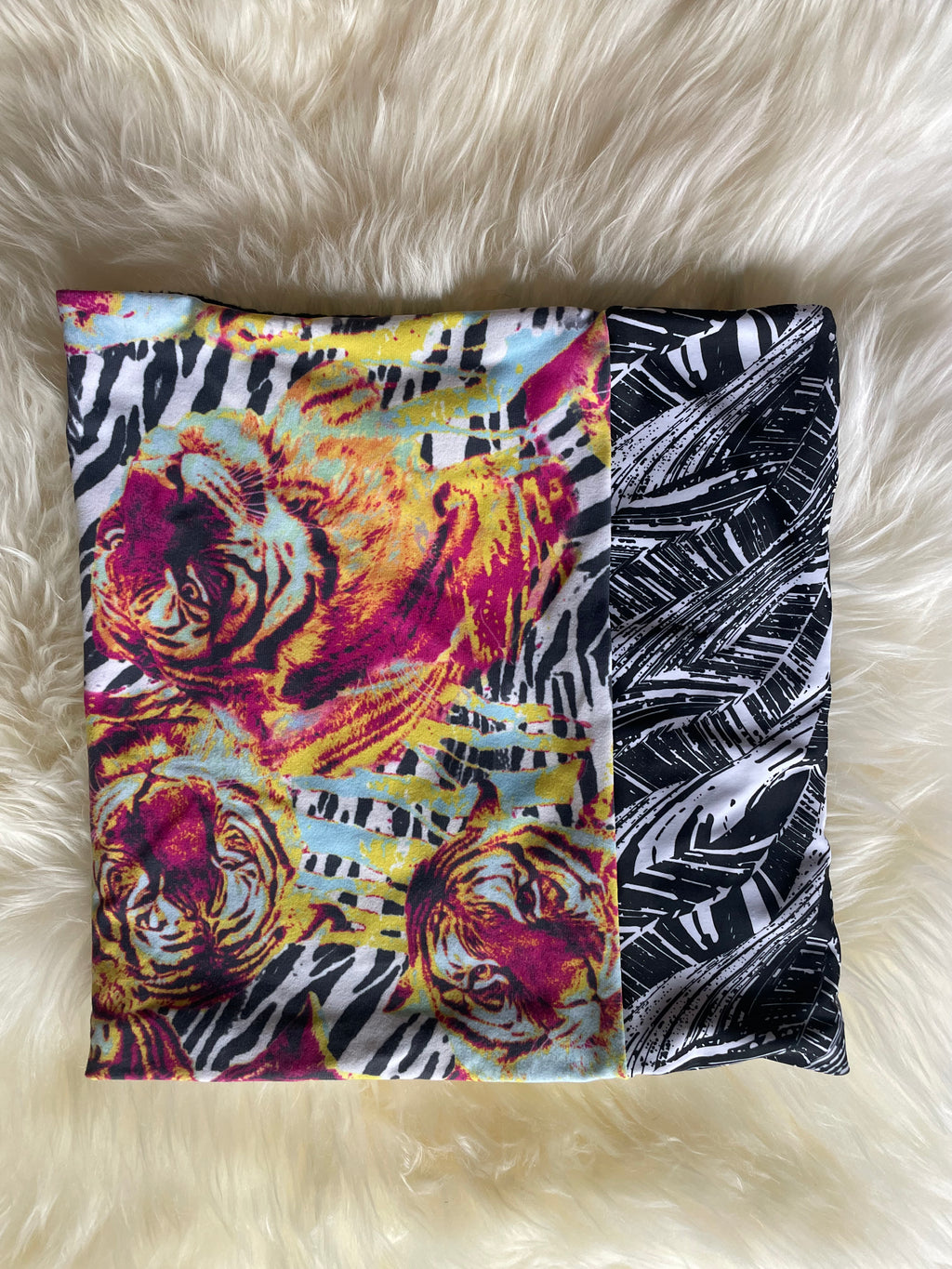 Women's Neckie - Pink Tiger Queen