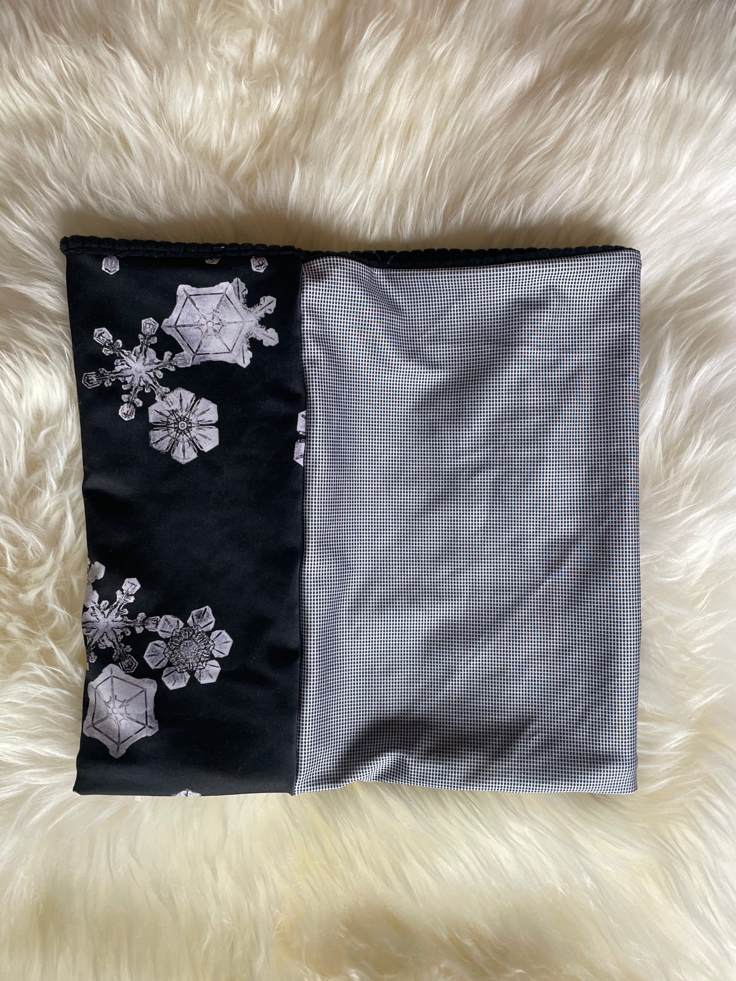 Women's Neckie - Cool Cold Collected