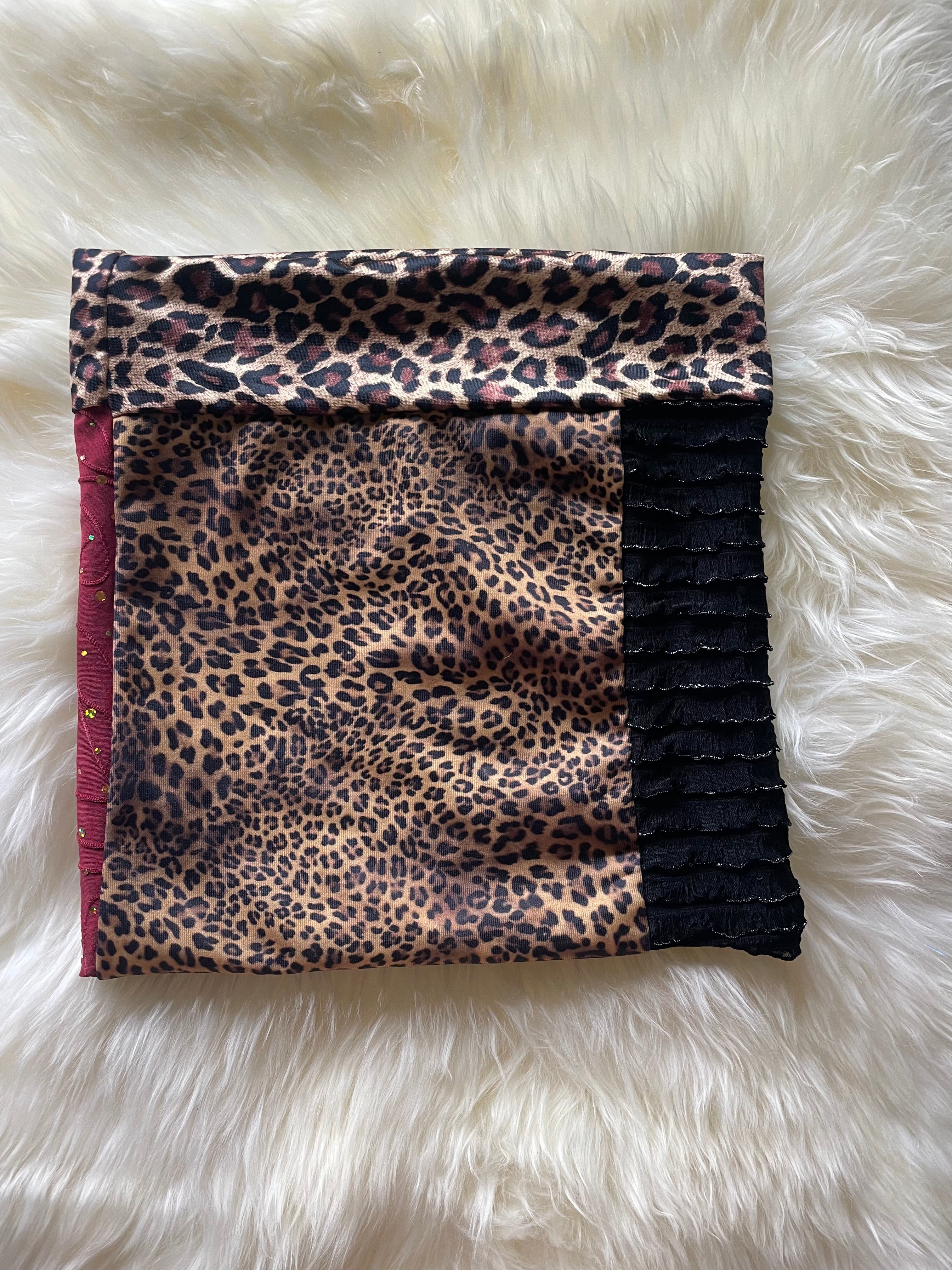 Women's Neckie - Hunter Wives 2.0