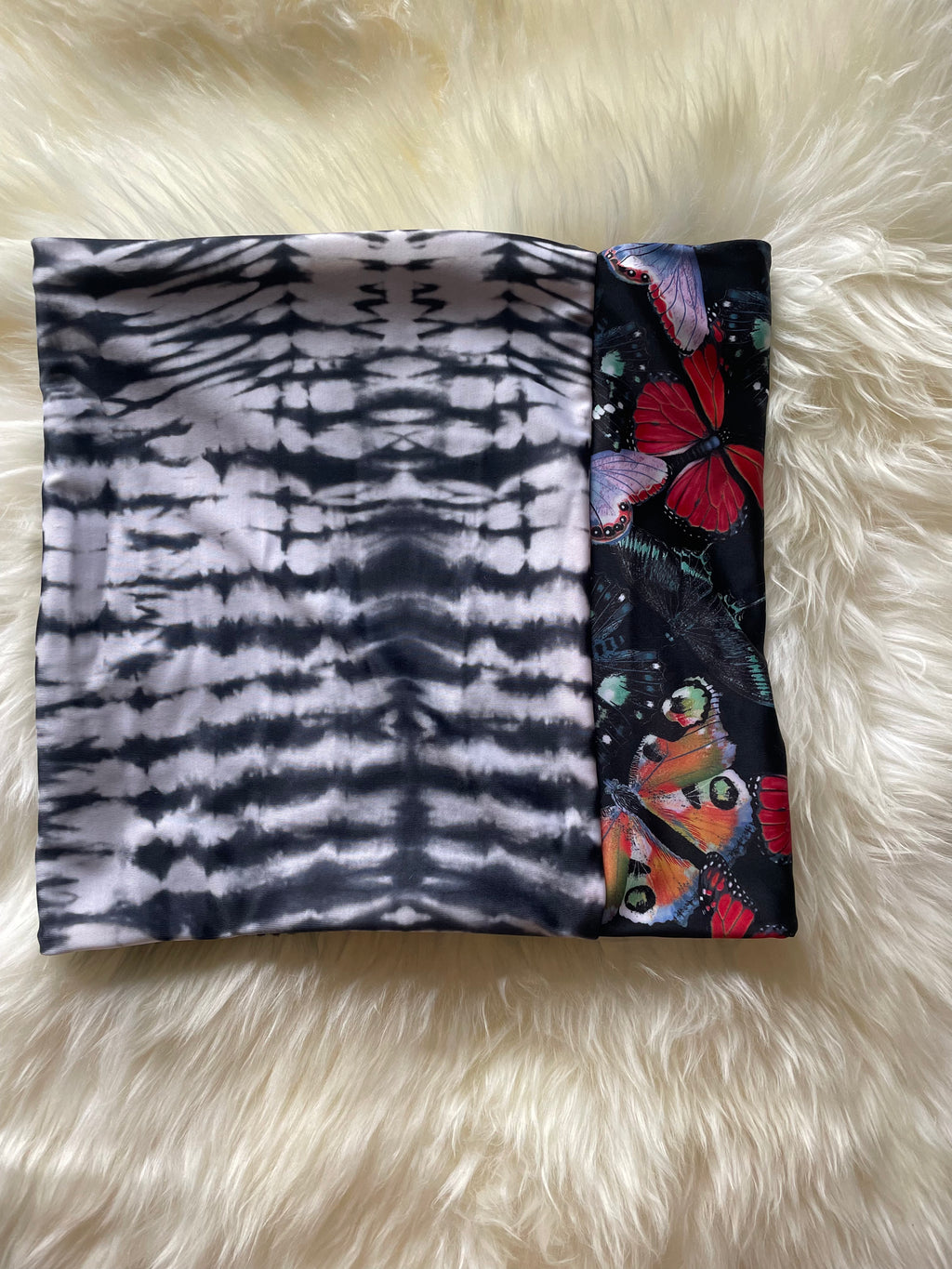 Women's Neckie - Red White & Butterfly