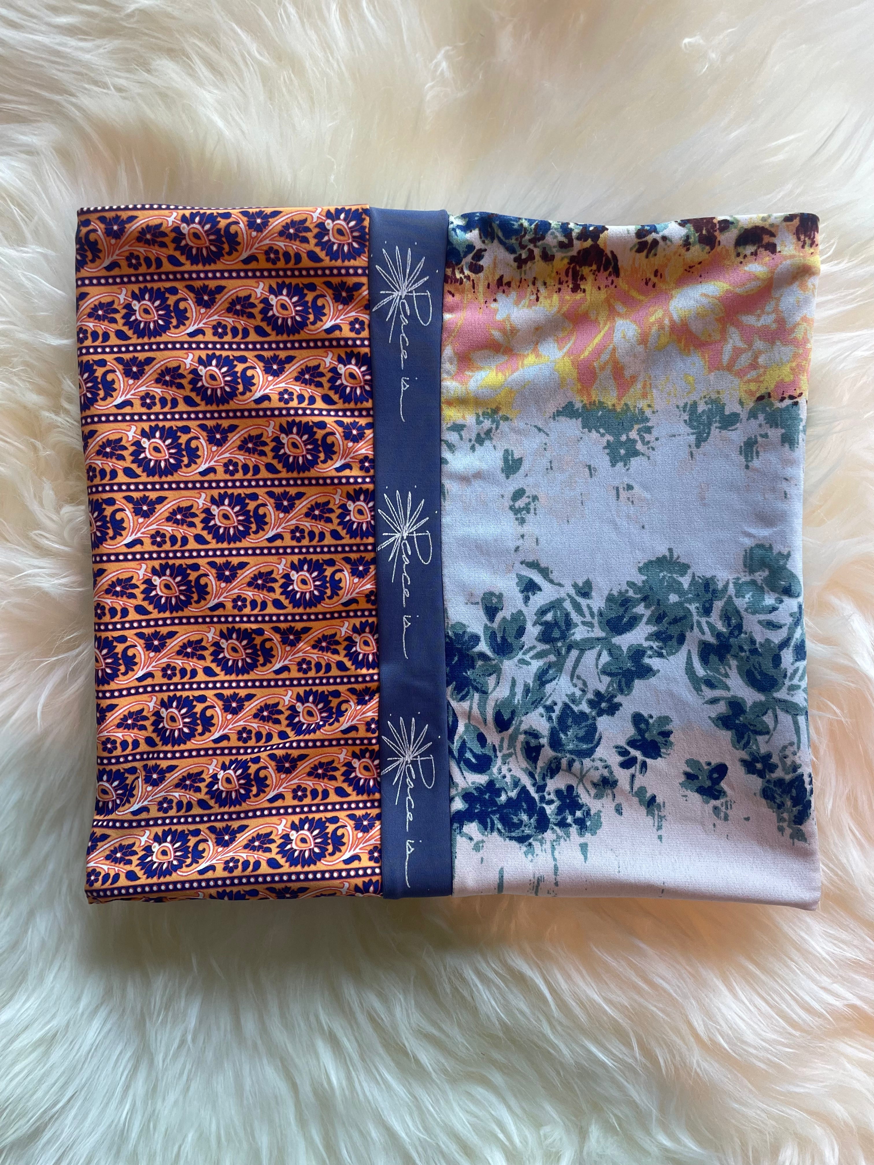 Women's Neckie - August