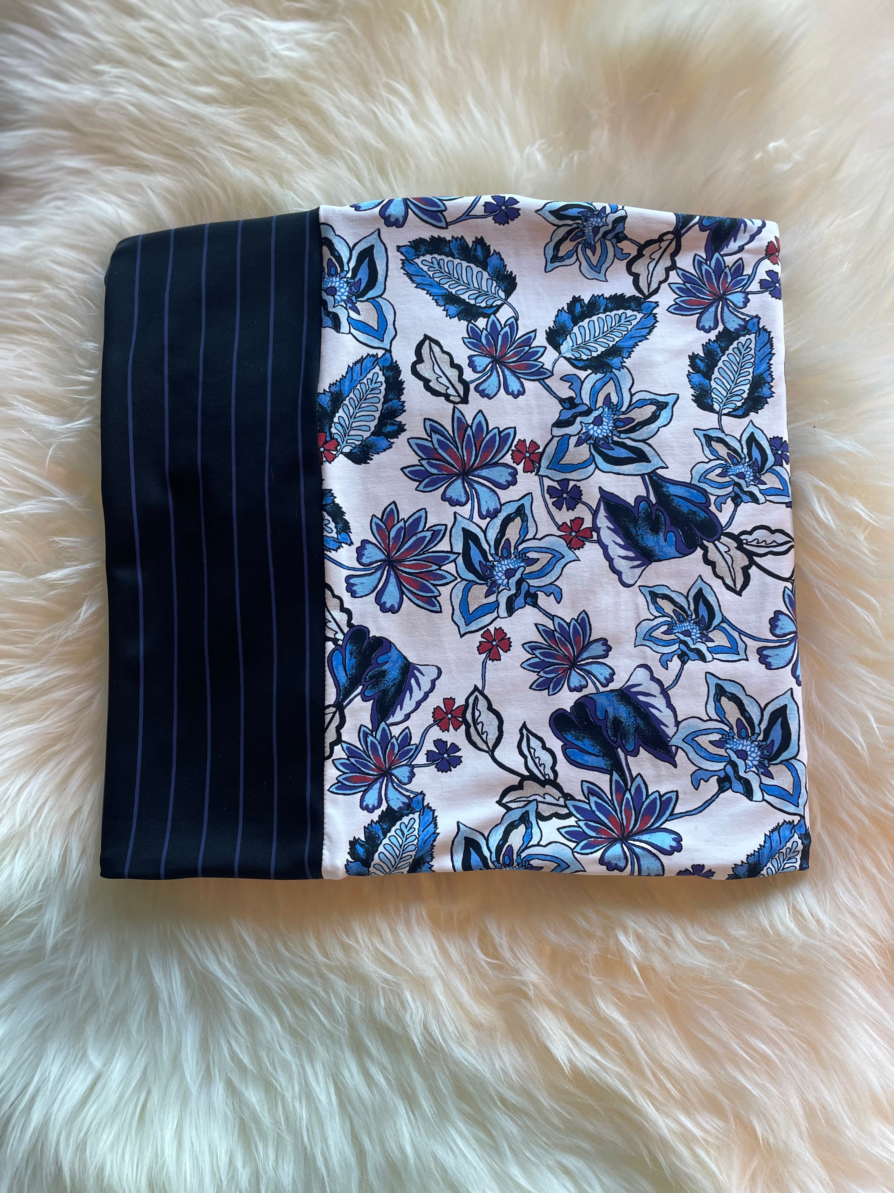 Women's Neckie - A Legacy