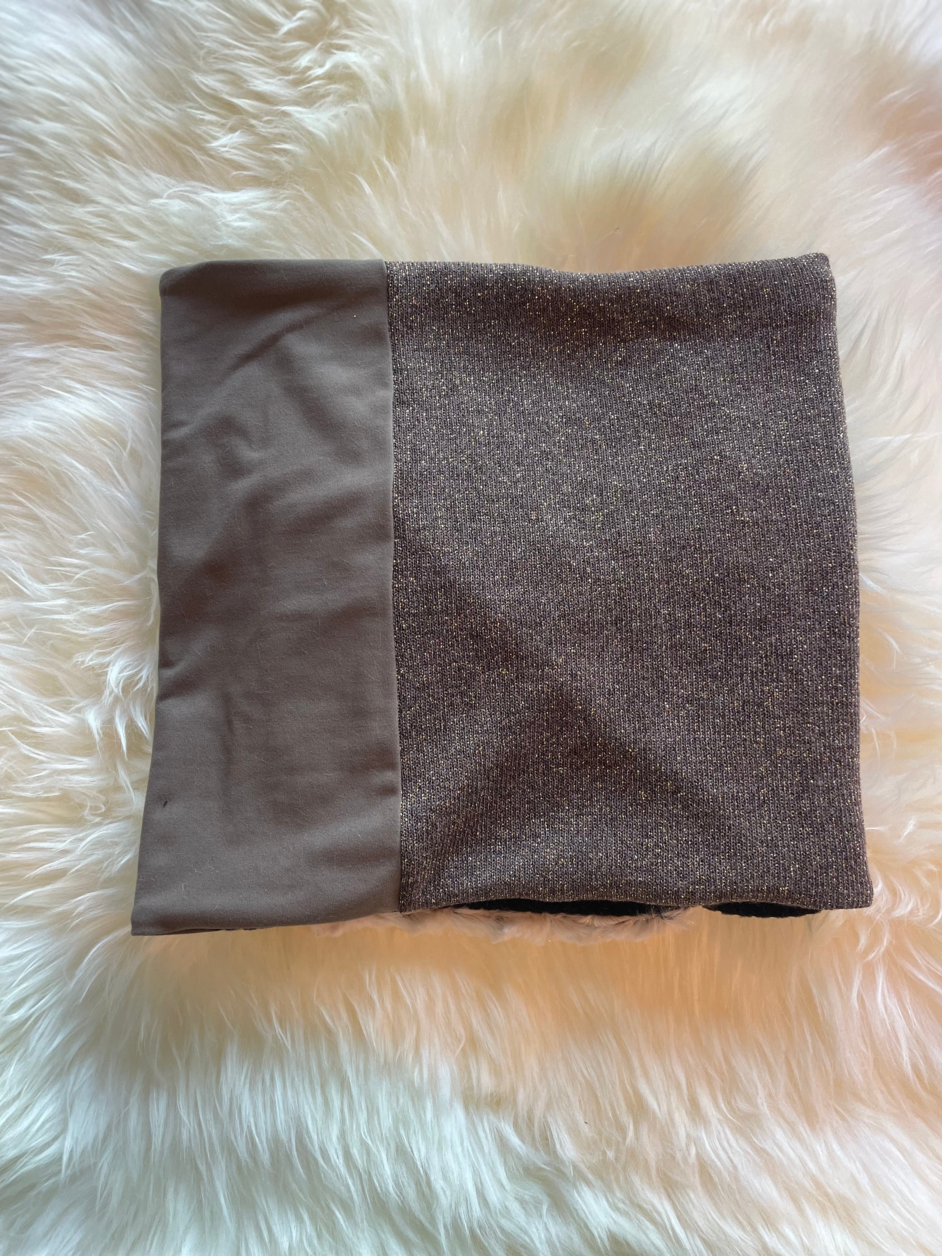 Women's Neckie - Deja Vu