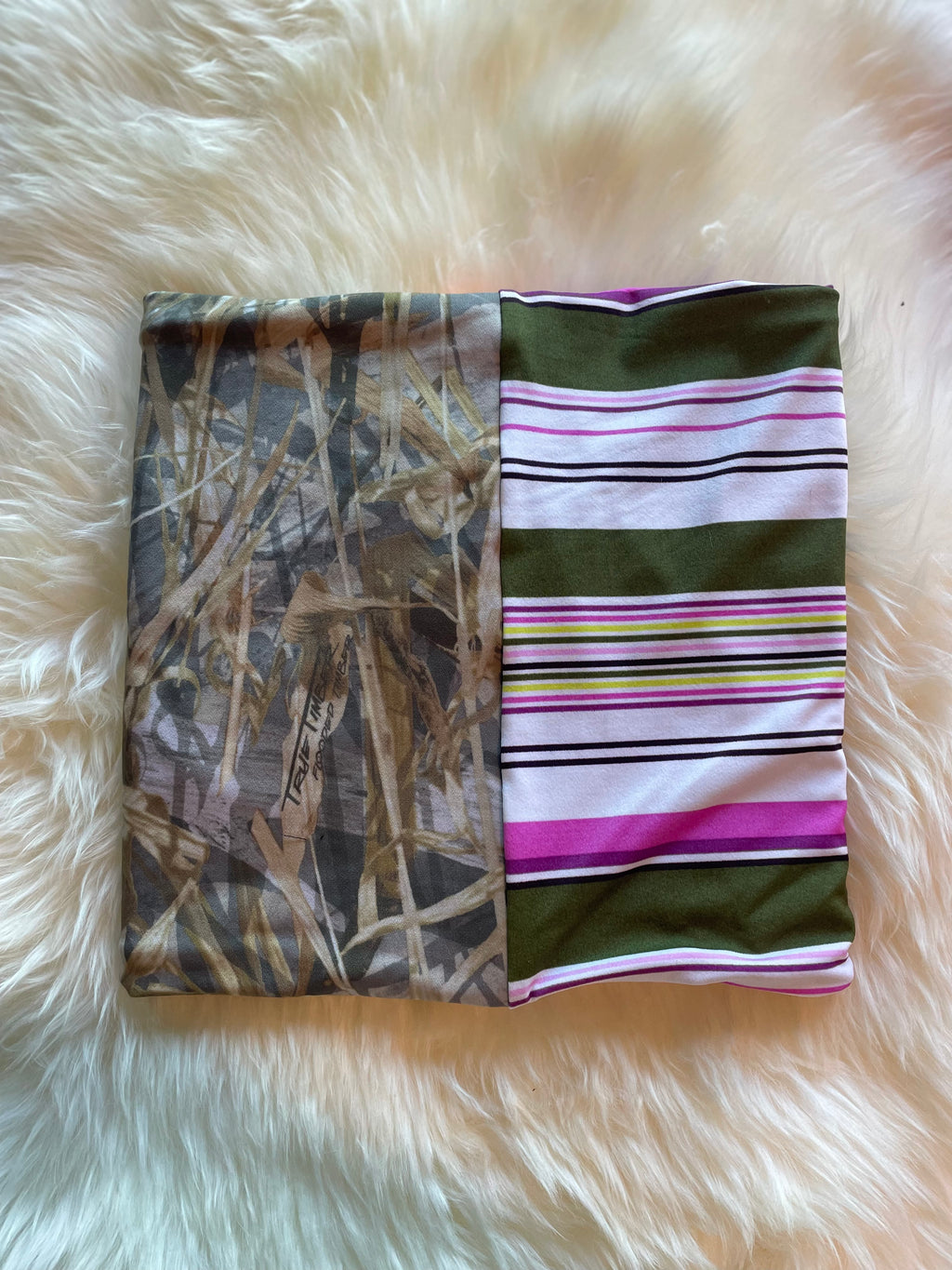 Women's Neckie - Camo Goes