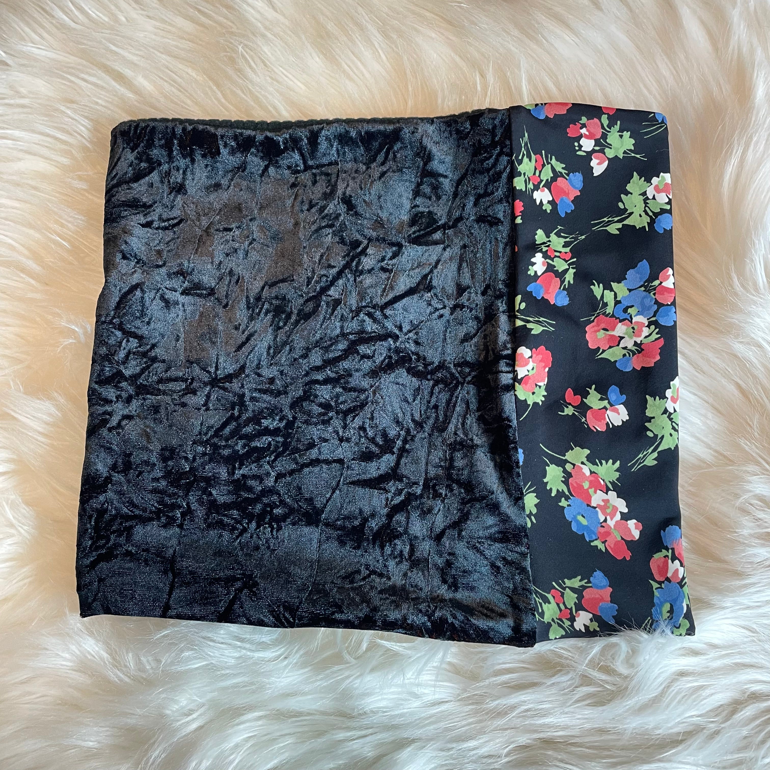 Women's Neckie - Ain't No Thing