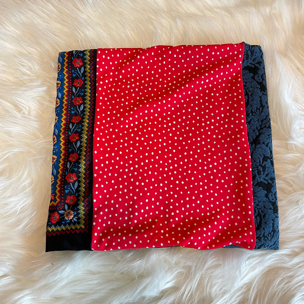 Women's Neckie - All Buttoned Up