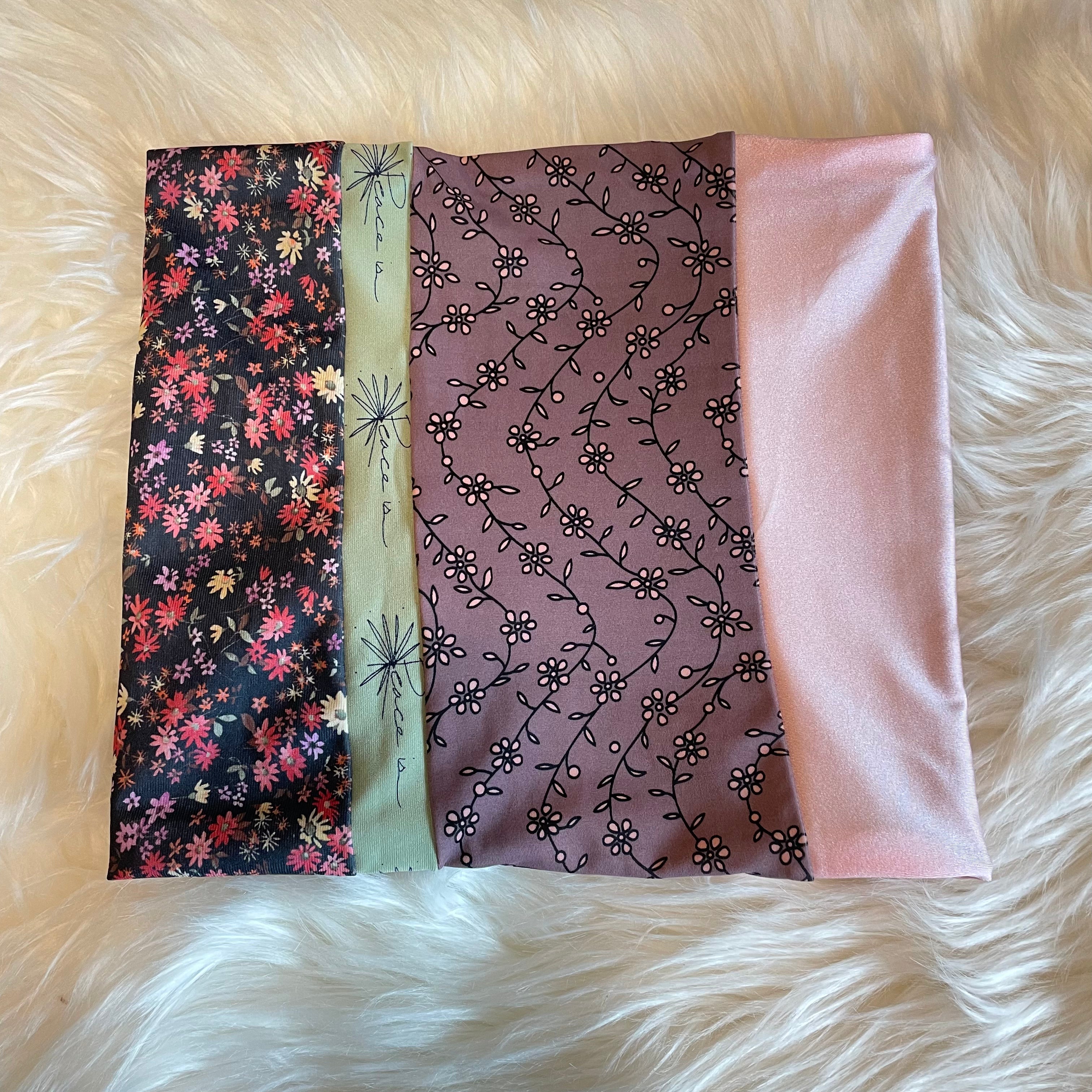 Women's Neckie -Fan of Floral