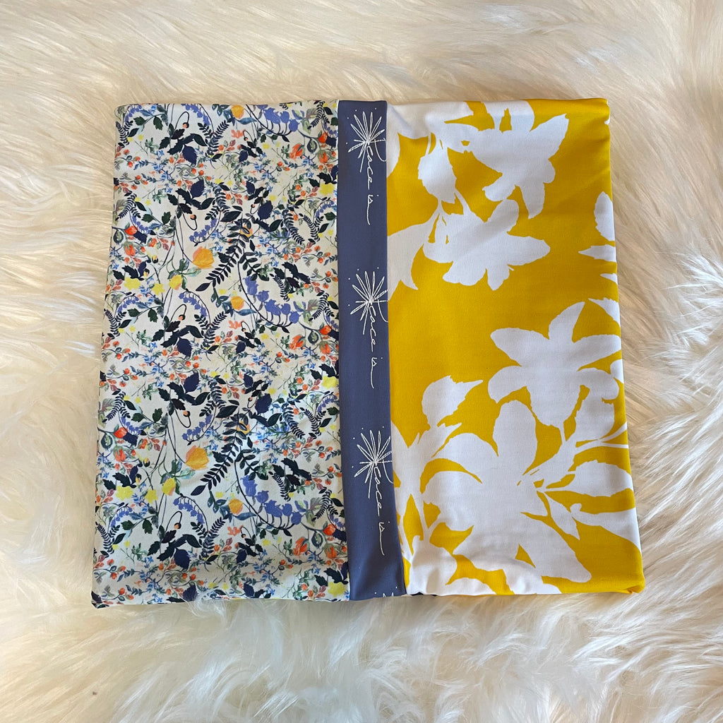 Women's Neckie - Lily, Laugh, Love